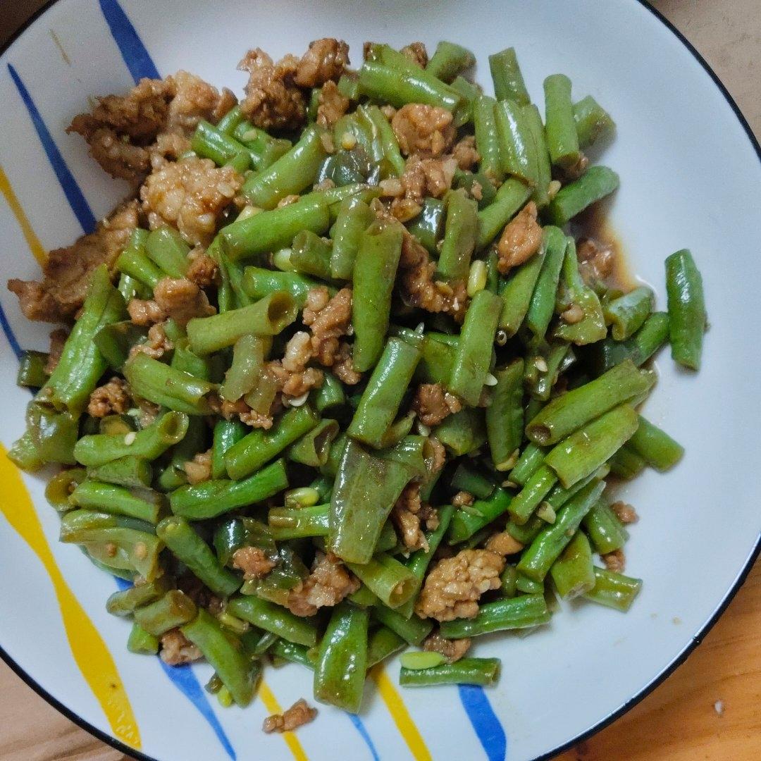 肉沫豆角下饭菜