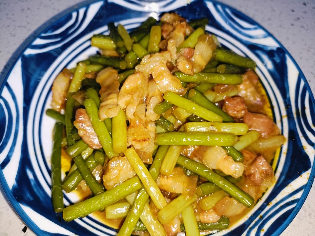 蒜苗炒肉