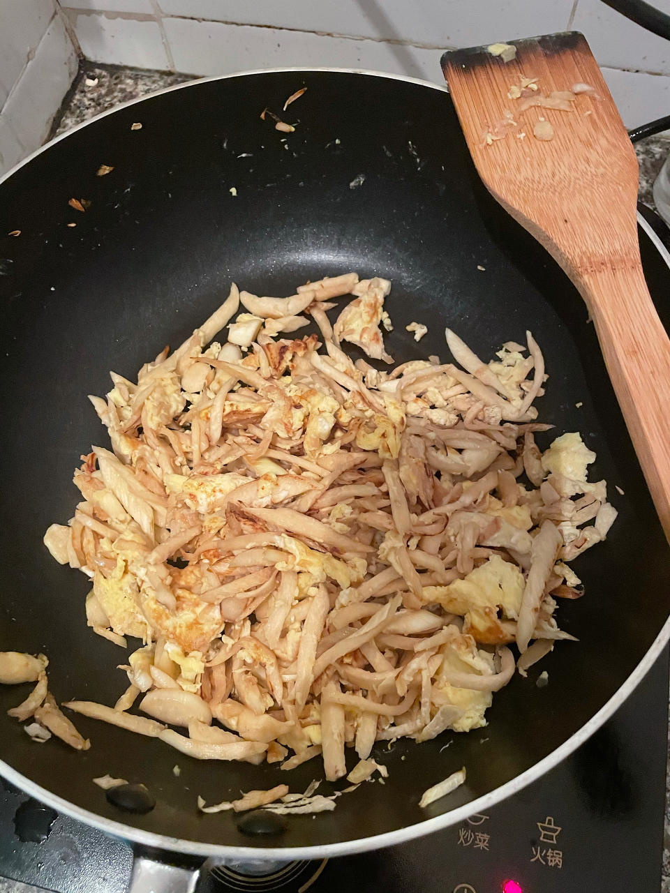 茭白丝炒蛋