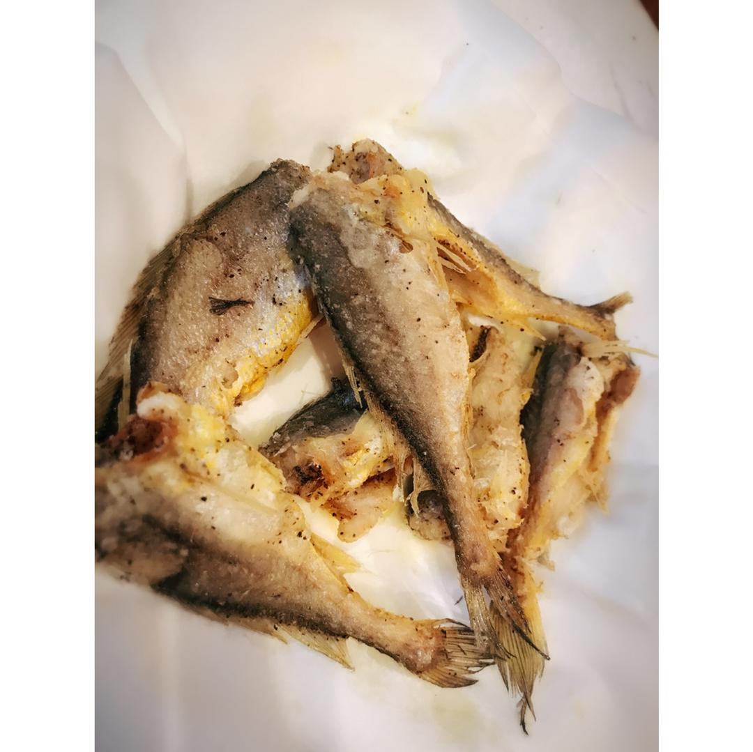 酥炸小黄花鱼