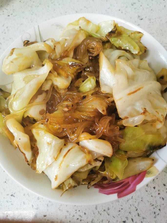 卷心菜炒粉丝 Glass noodles with Cabbage