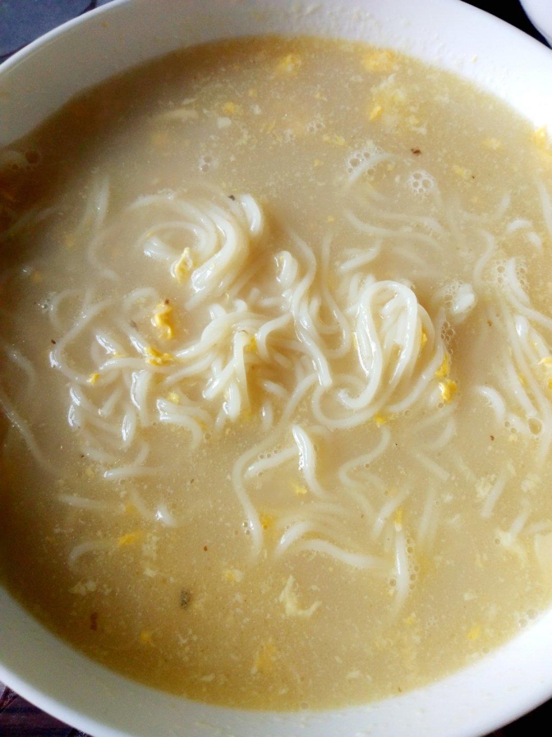 鱼汤面