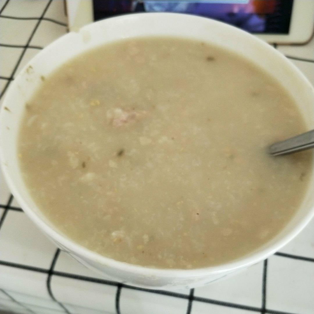 皮蛋瘦肉粥