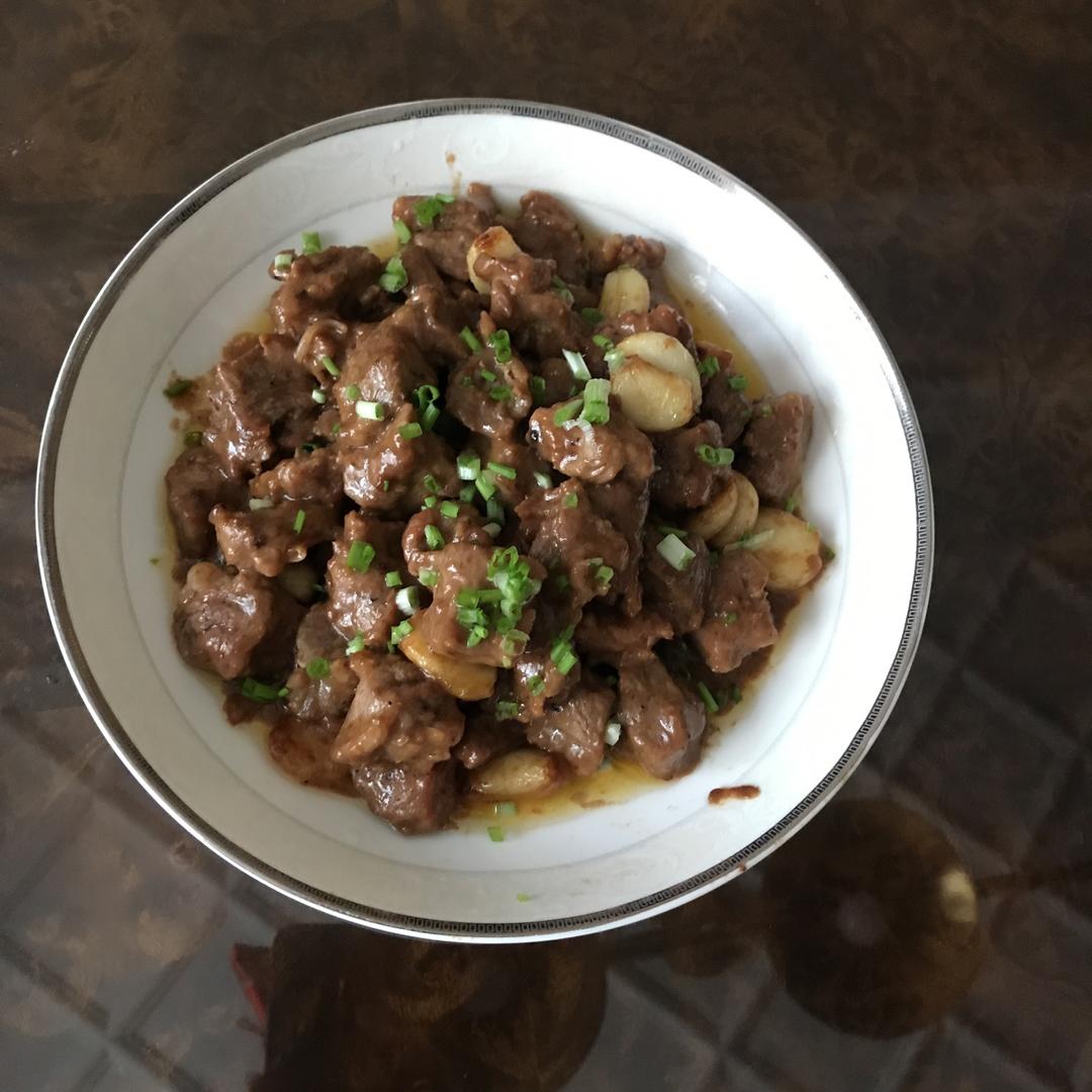 黑蒜子牛肉粒