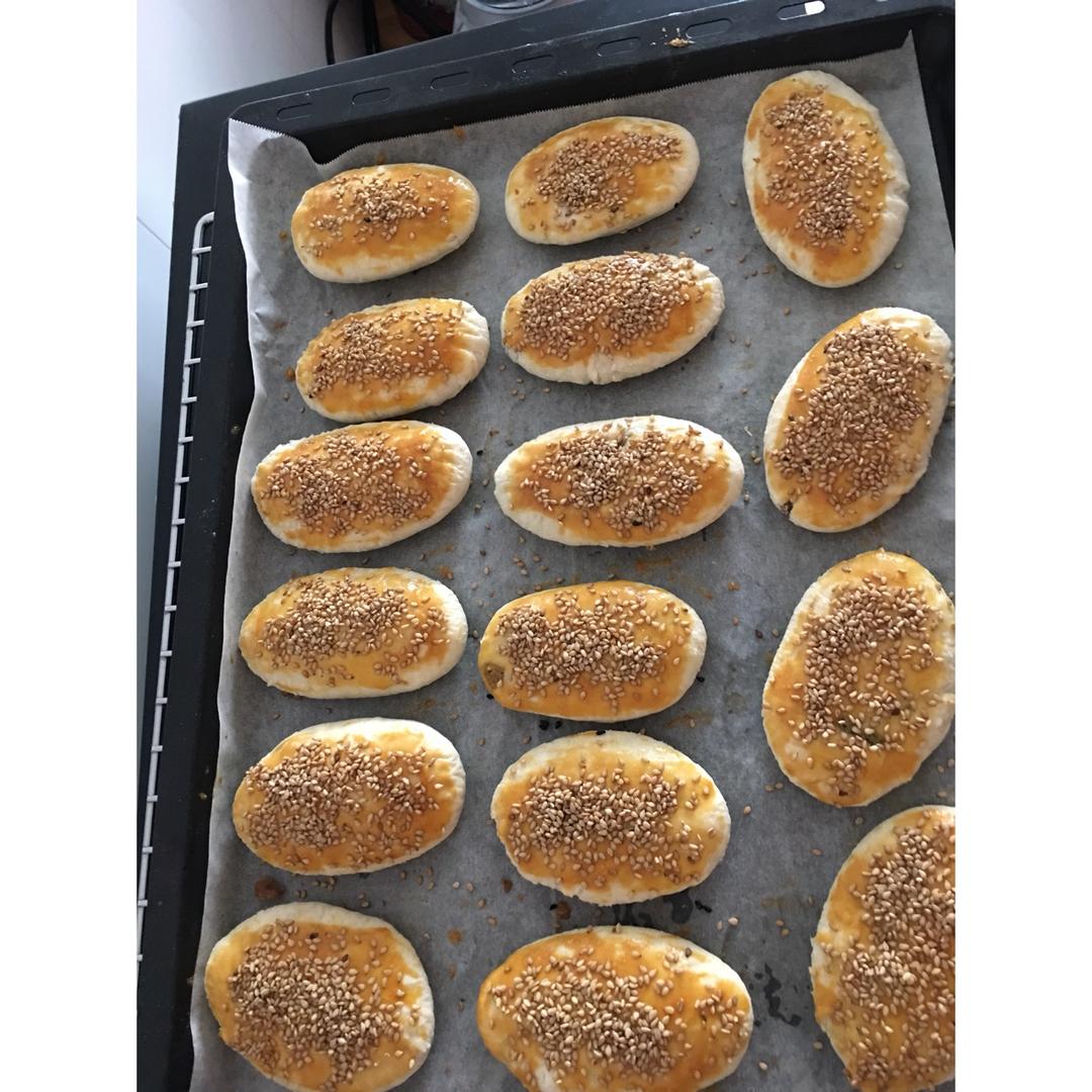 芝麻椒盐牛舌饼（北京小吃）
