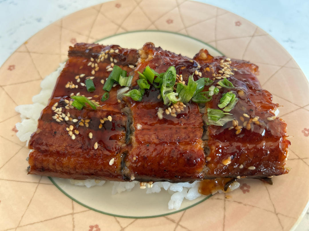 蒲烧鳗鱼饭