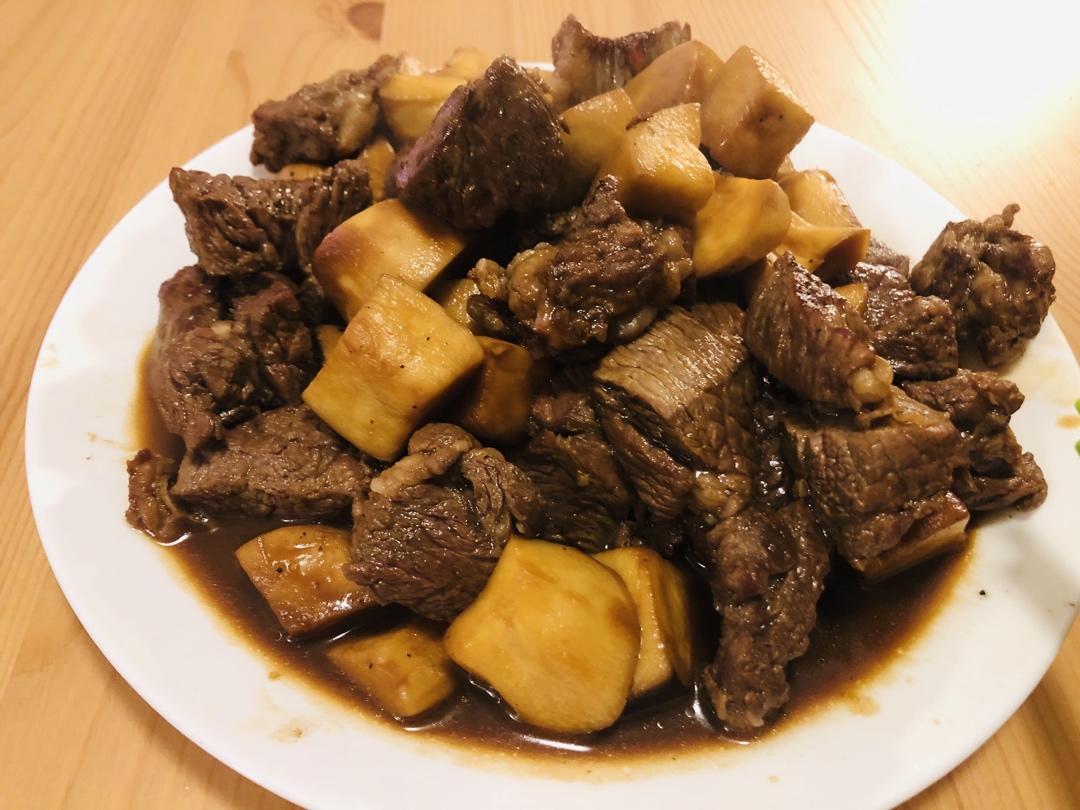 黑胡椒杏鲍菇牛肉粒
