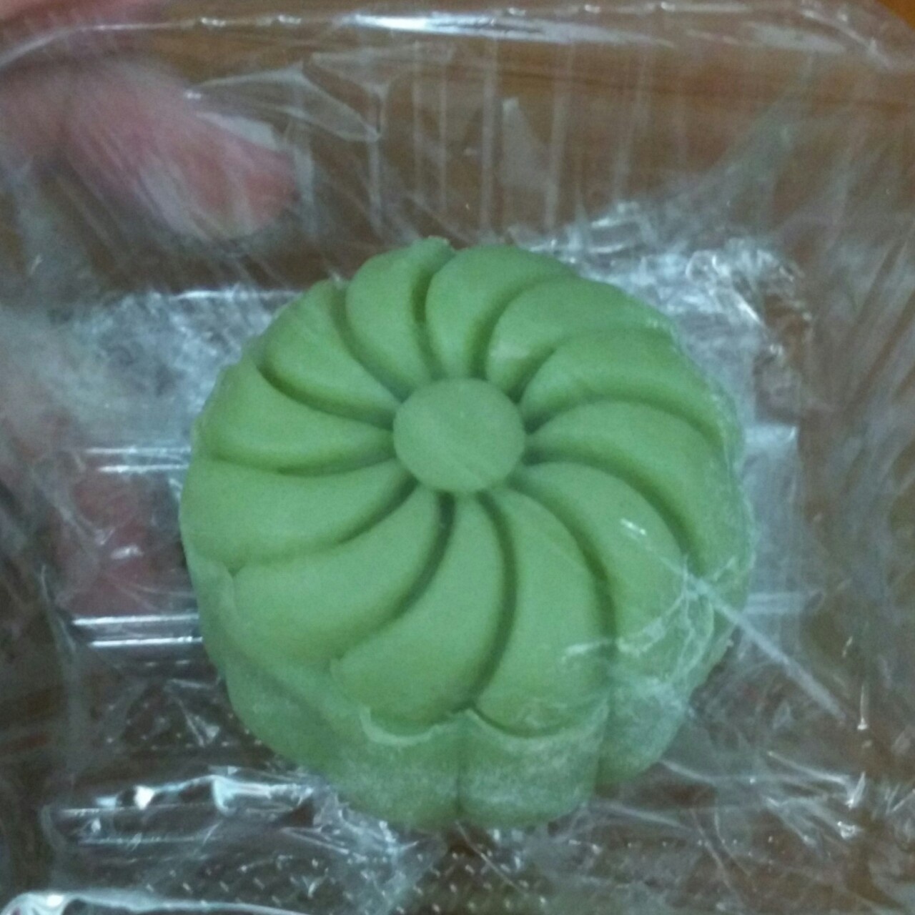 【视】《知味人生》美食视频（8）抹茶红豆沙冰皮月饼