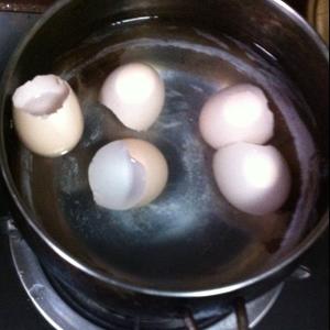 蛋壳布丁的做法 步骤3