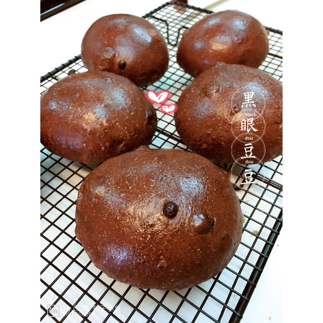 丸子小鱼做的黑眼豆豆面包
