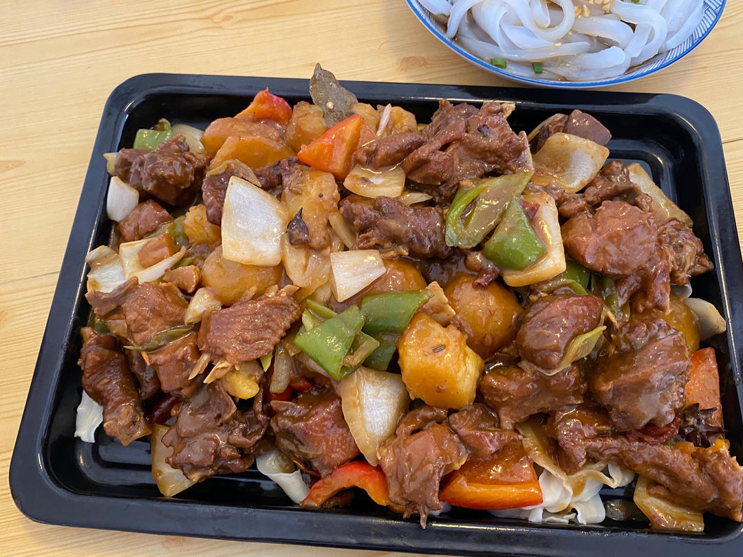 厨师长教你：“大盘土鸡”的家常与商用做法，味道醇厚分量更实在