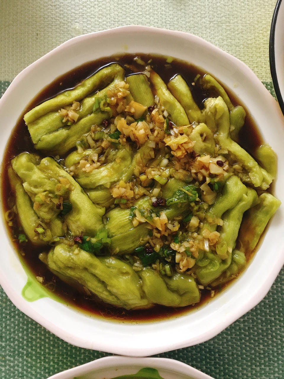 夏天必备可口菜-凉拌茄子🍆