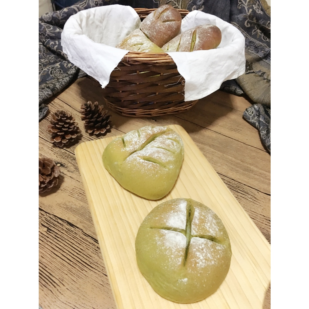 抹茶（青汁）麻薯红豆软欧