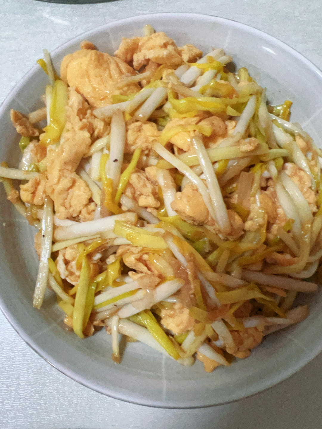 蒜黄炒鸡蛋