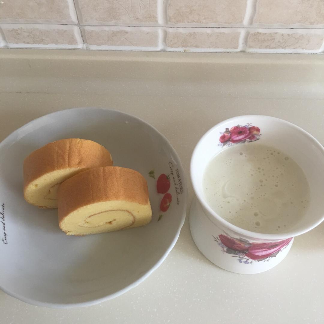 原味蛋糕卷