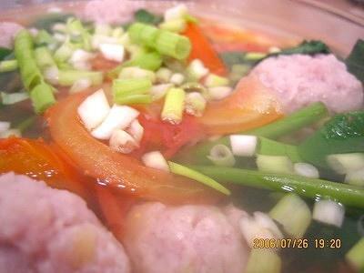 蕃茄圆子汤的做法