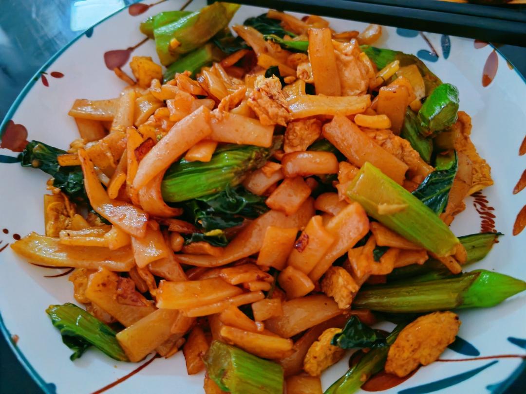 路边摊的炒河粉