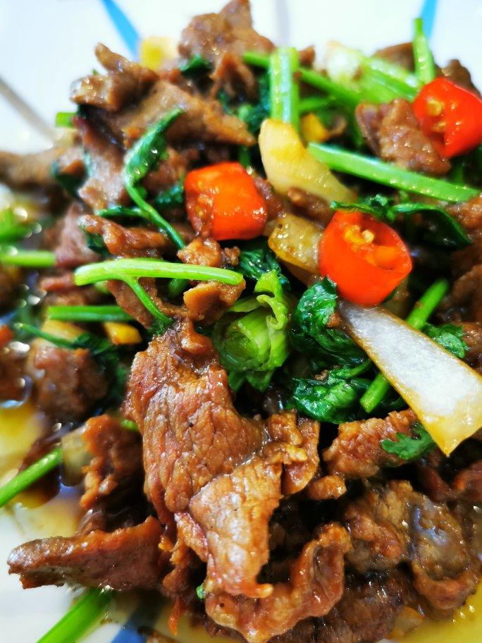 小炒黄牛肉