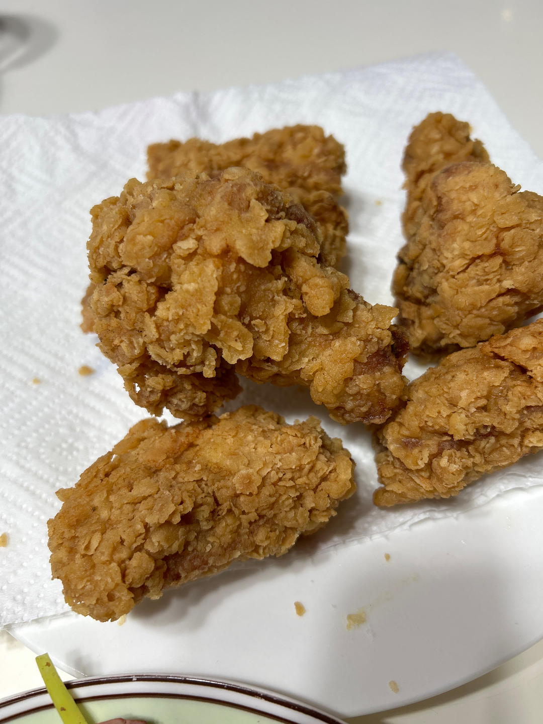 肯德基炸鸡翅（外酥里嫩又多汁）
