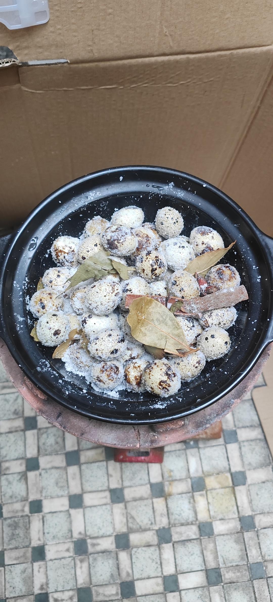 盐焗五香鹌鹑蛋