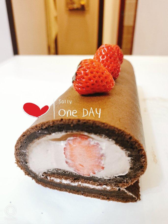 超浓郁卷不裂的巧克力蛋糕卷