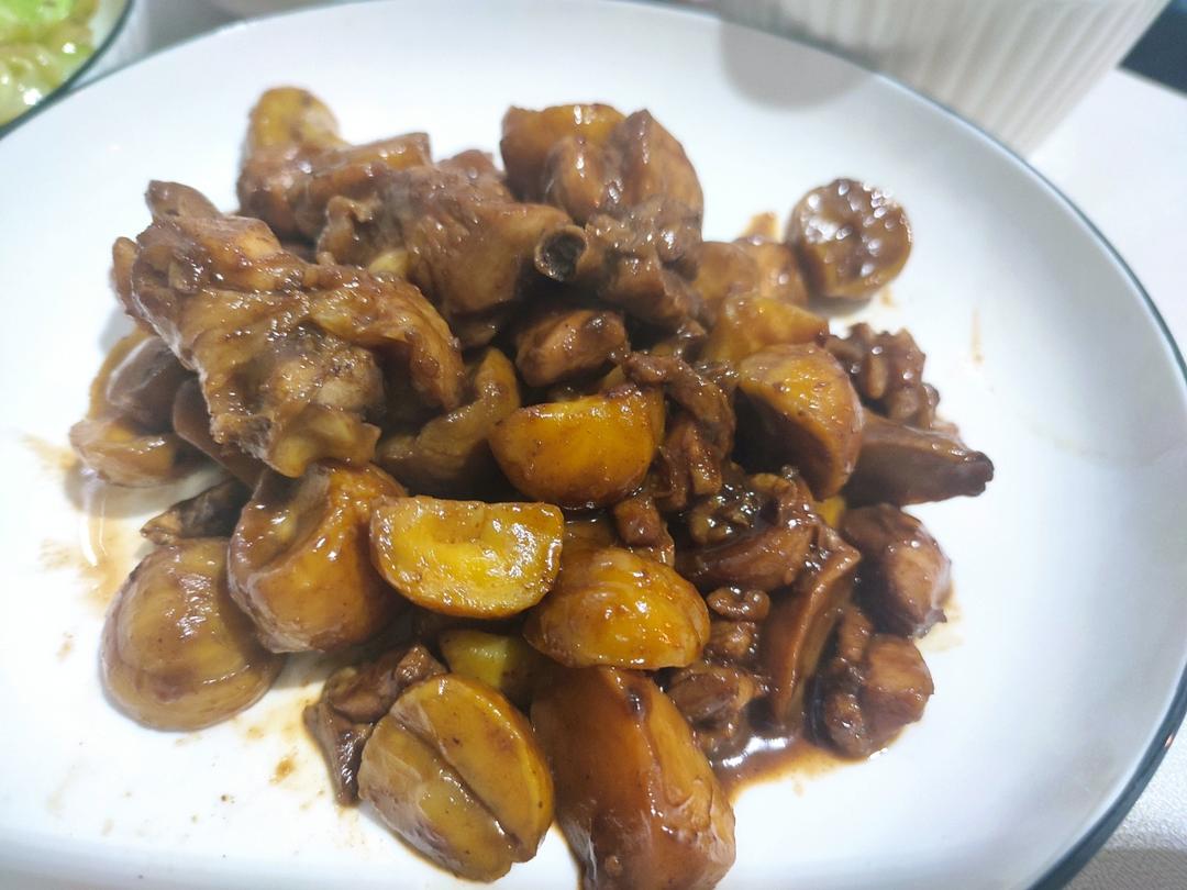 【栗子烧鸡】鸡肉都给你吃，栗子归我~