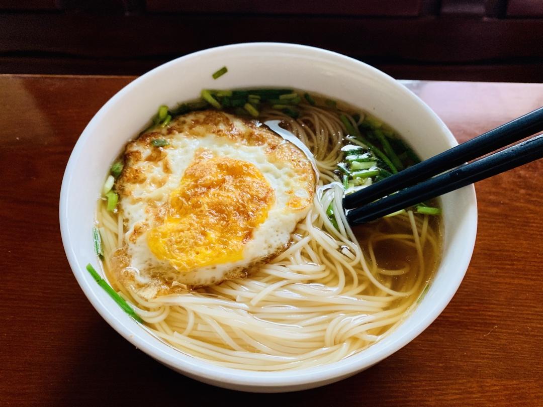 快手早餐-酱汤面，汤都喝光