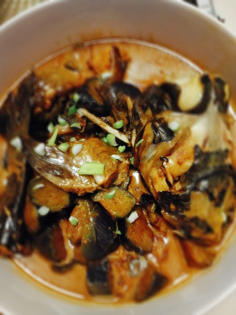 你的于小姐做的清江鱼炖茄子