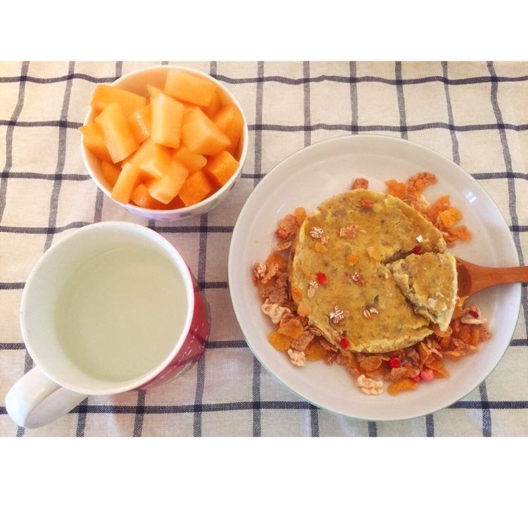 香蕉燕麦鸡蛋羹（快手早餐）