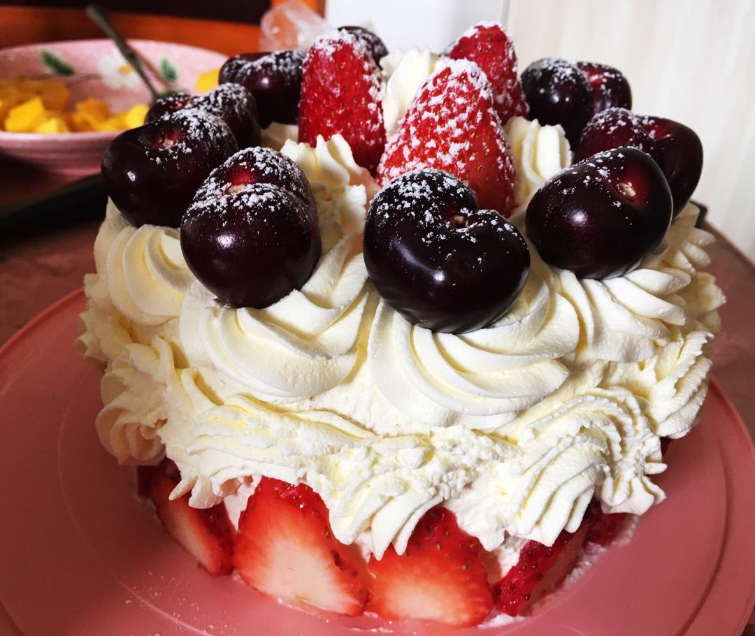 姜卫云做的超级简单的味多美同款生日蛋糕(6寸),新手也能高度还原