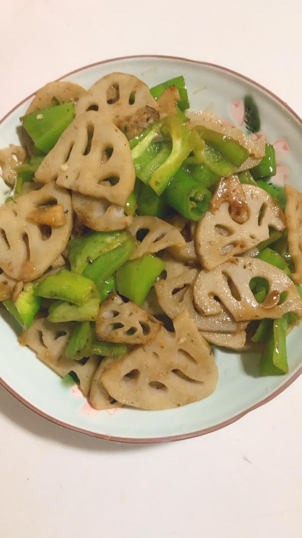 青椒炒藕片