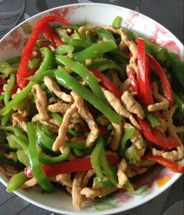 孜然 孜然青椒炒肉 涟漪_5usp做的孜然青椒炒肉 加了个红辣椒,调个色