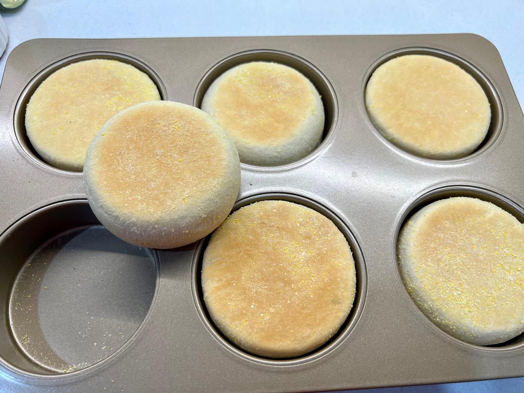 猪柳蛋麦满分 —英式玛芬胚English muffin