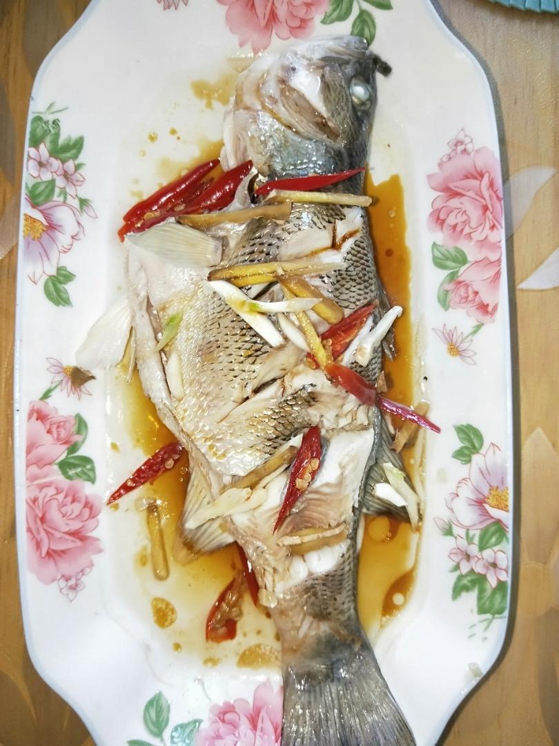 清蒸鲈鱼