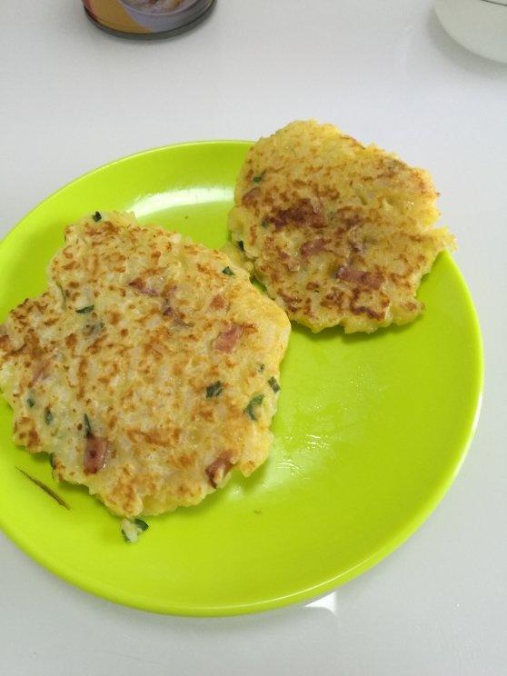 快手早餐…米饭鸡蛋饼