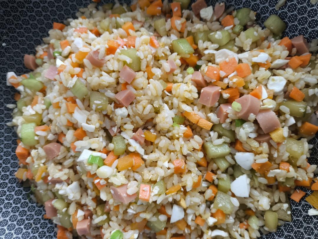金沙炒饭（咸蛋黄炒饭）