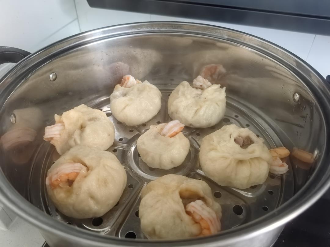 虾肉包子