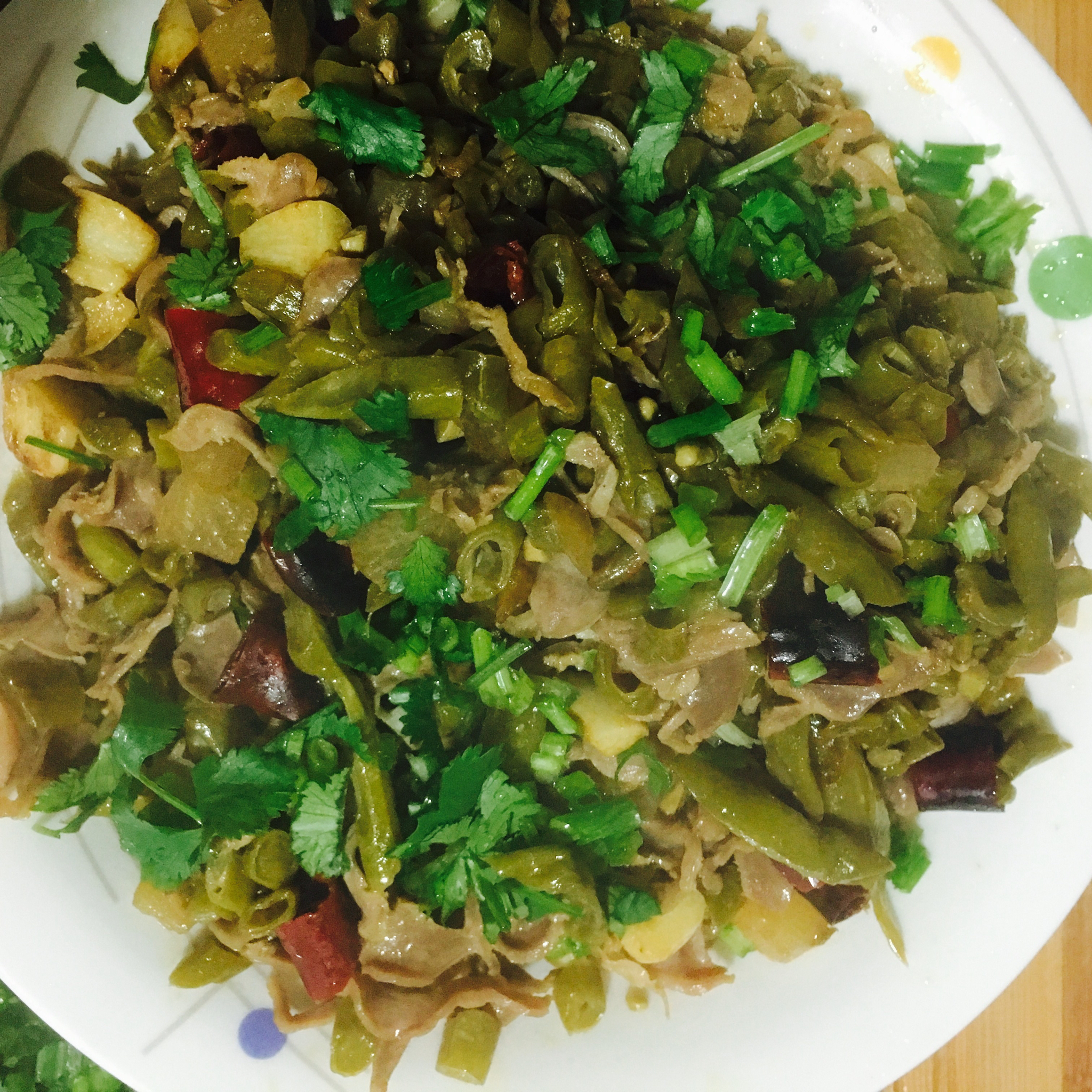 酸豆角炒鸡胗