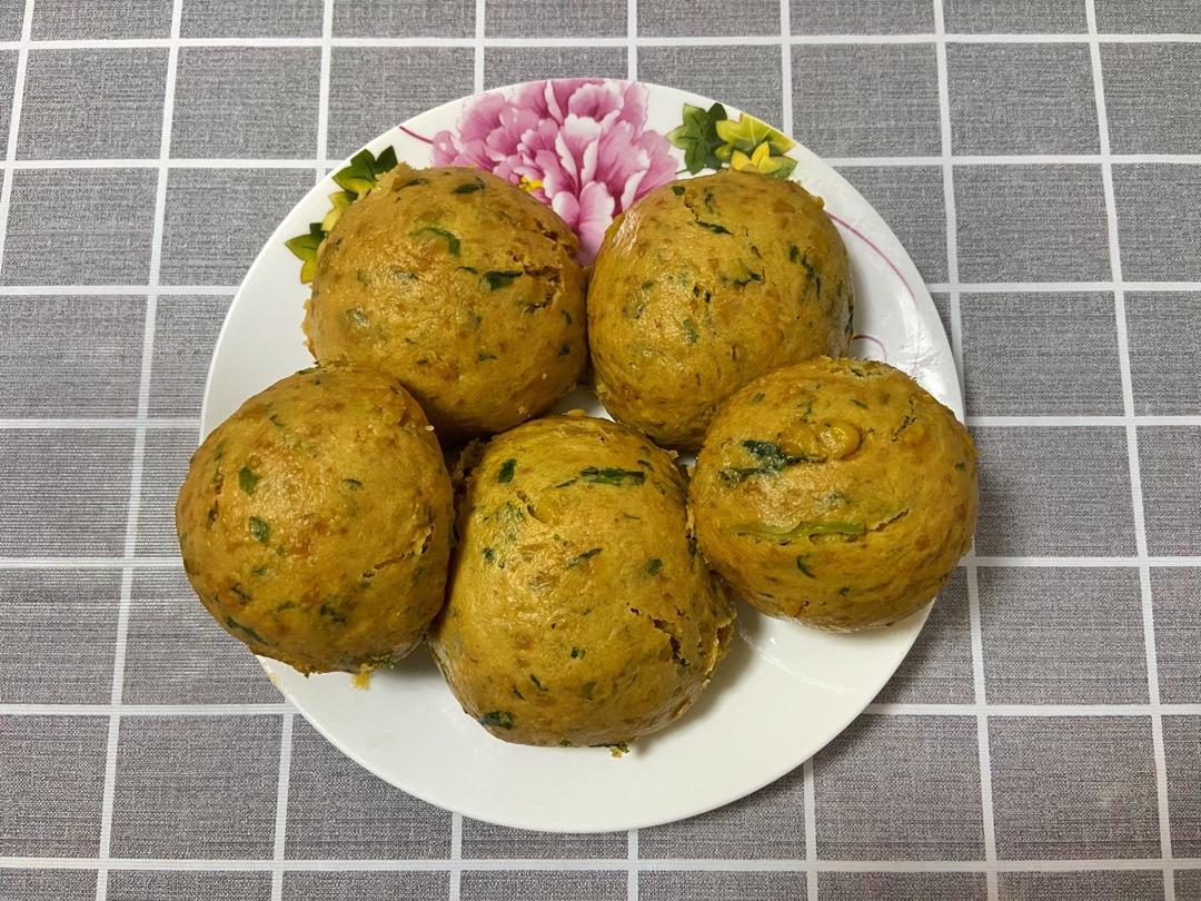玉米面菜窝头