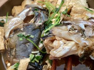 砂锅鱼头炖豆腐的做法 步骤9