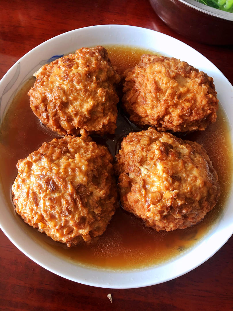 宝宝吃心不改做的红烧狮子头