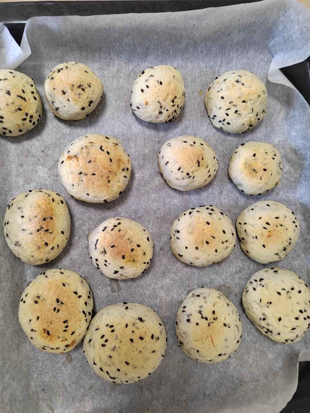 Q弹软糯❗️超级好吃的咸蛋黄肉松麻薯球