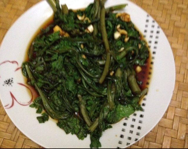 凉拌茼蒿