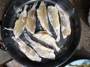 香煎小黄鱼（空气炸锅版）的做法 步骤3