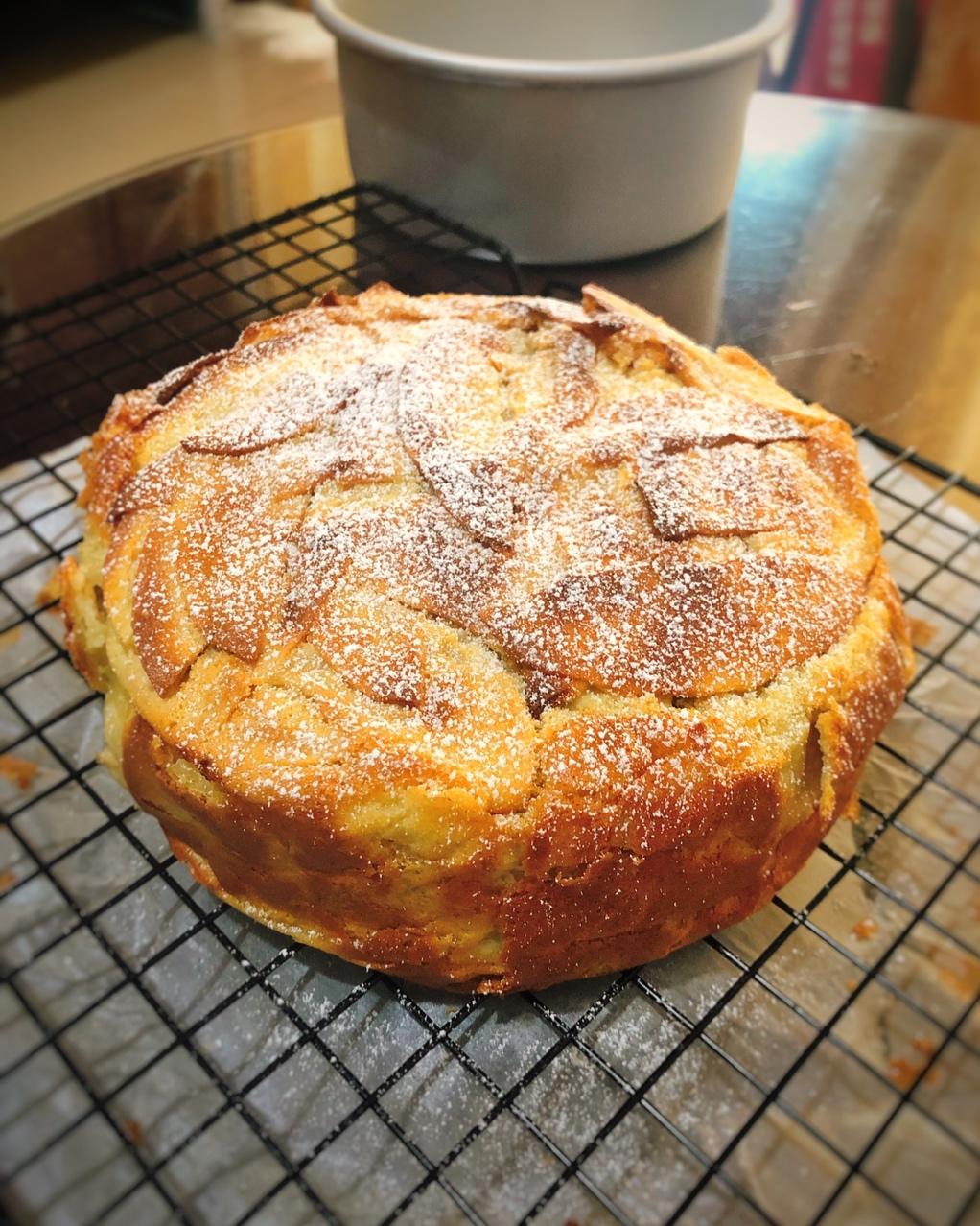 柔软奇妙的苹果隐形蛋糕