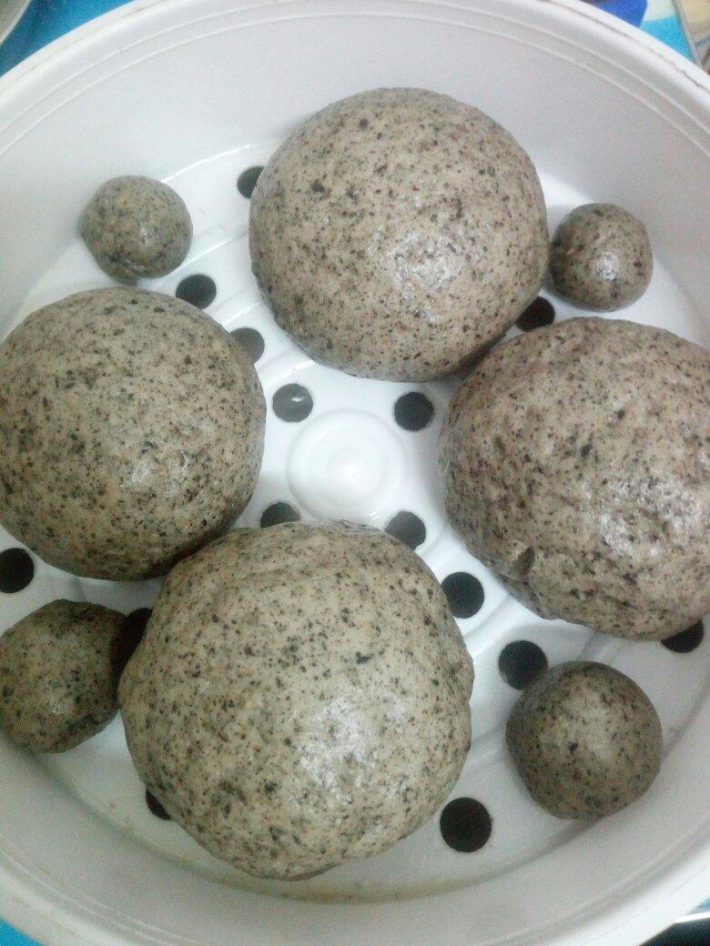 奶香黑芝麻馒头