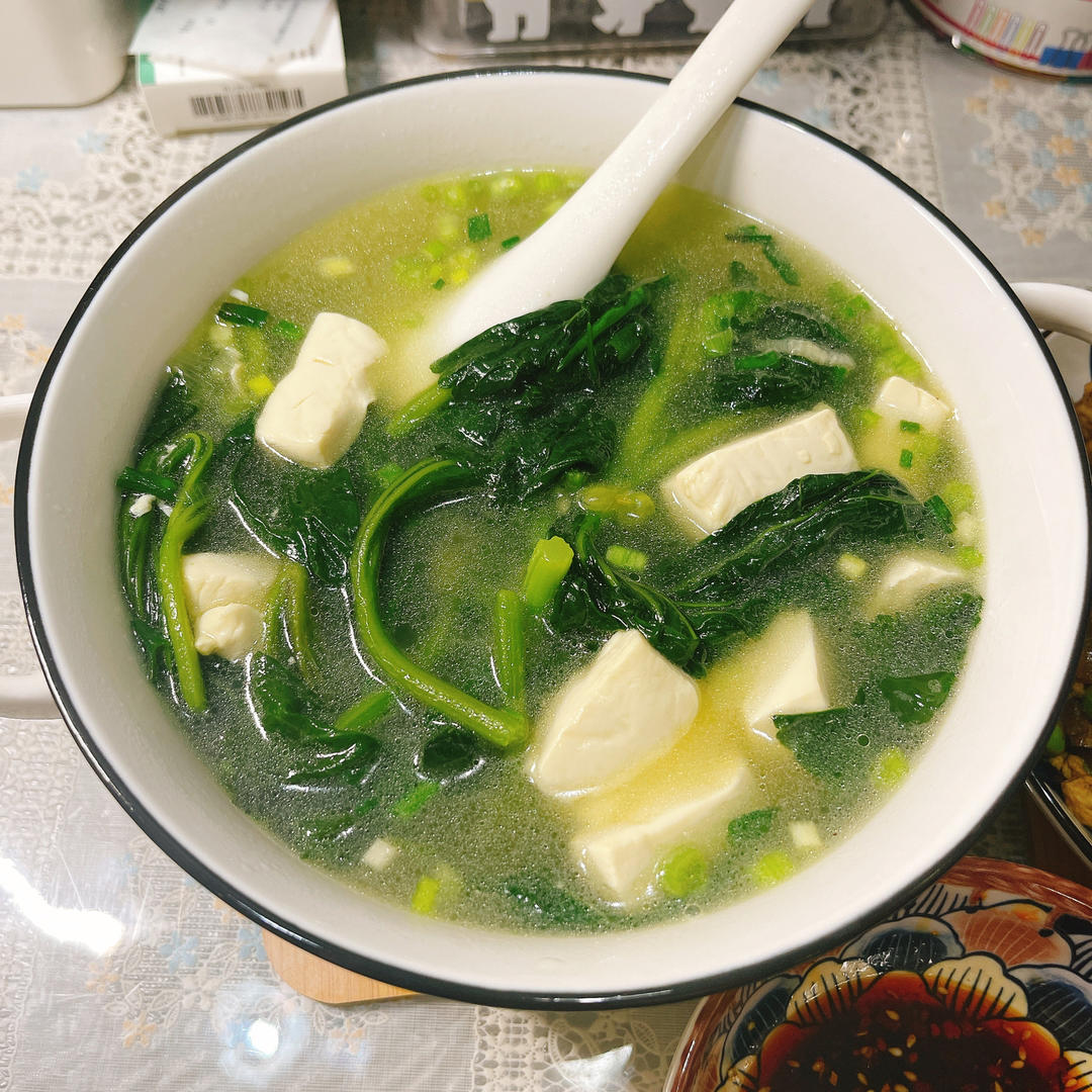 桃仙家冬寒菜豆腐汤
