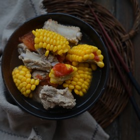玉米排骨胡萝卜汤
