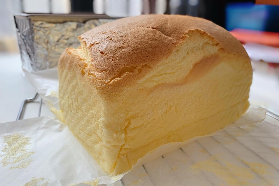 堪比柯基屁股
爆浆芝士🧀古早蛋糕