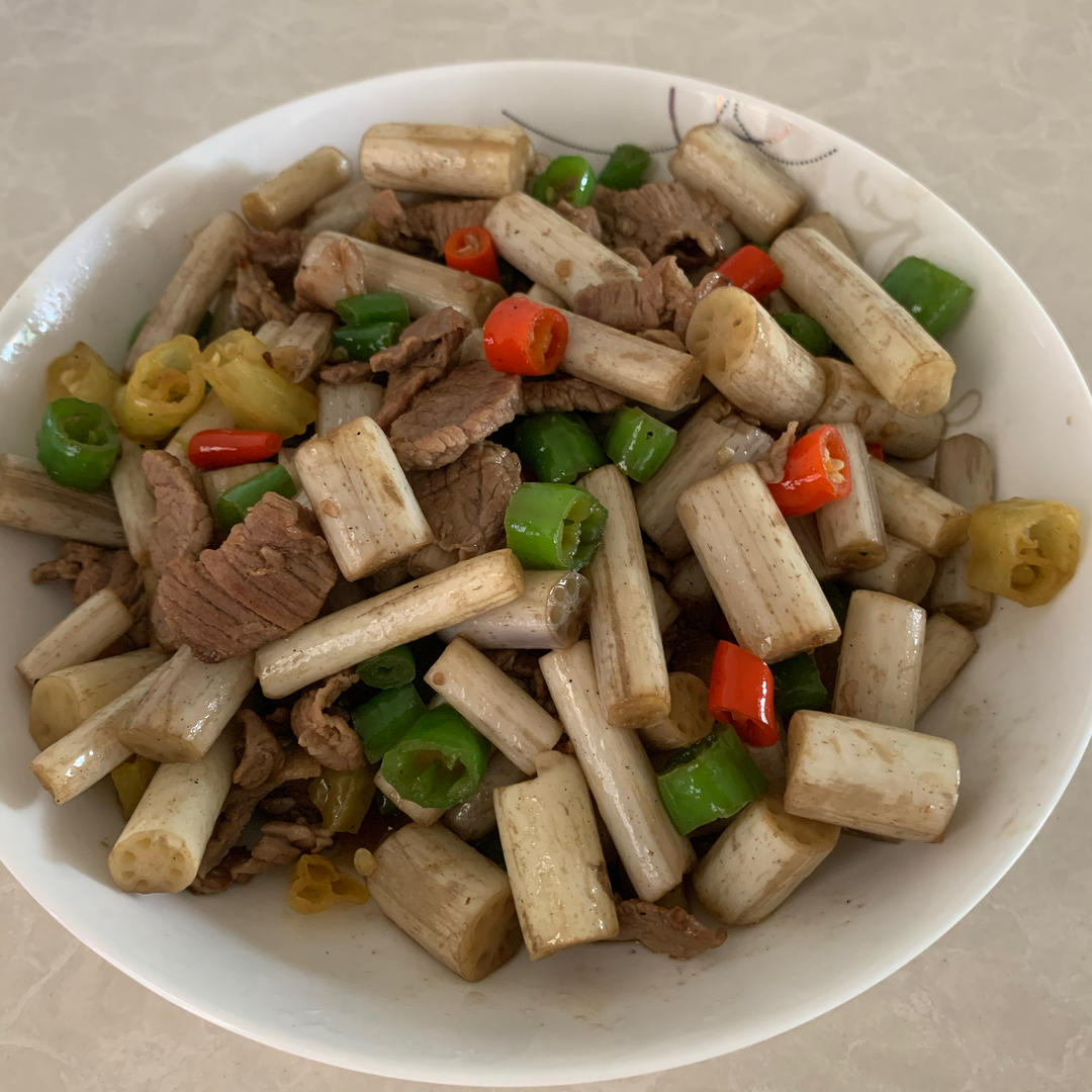 酸辣藕带炒肉